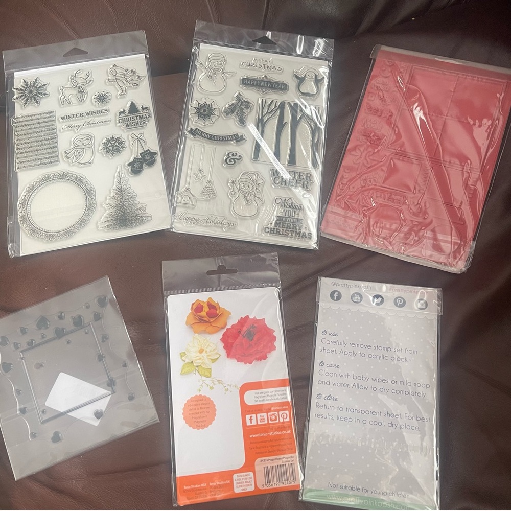 LARGE LOT OF NEW RUBBER STAMPS SET 1
